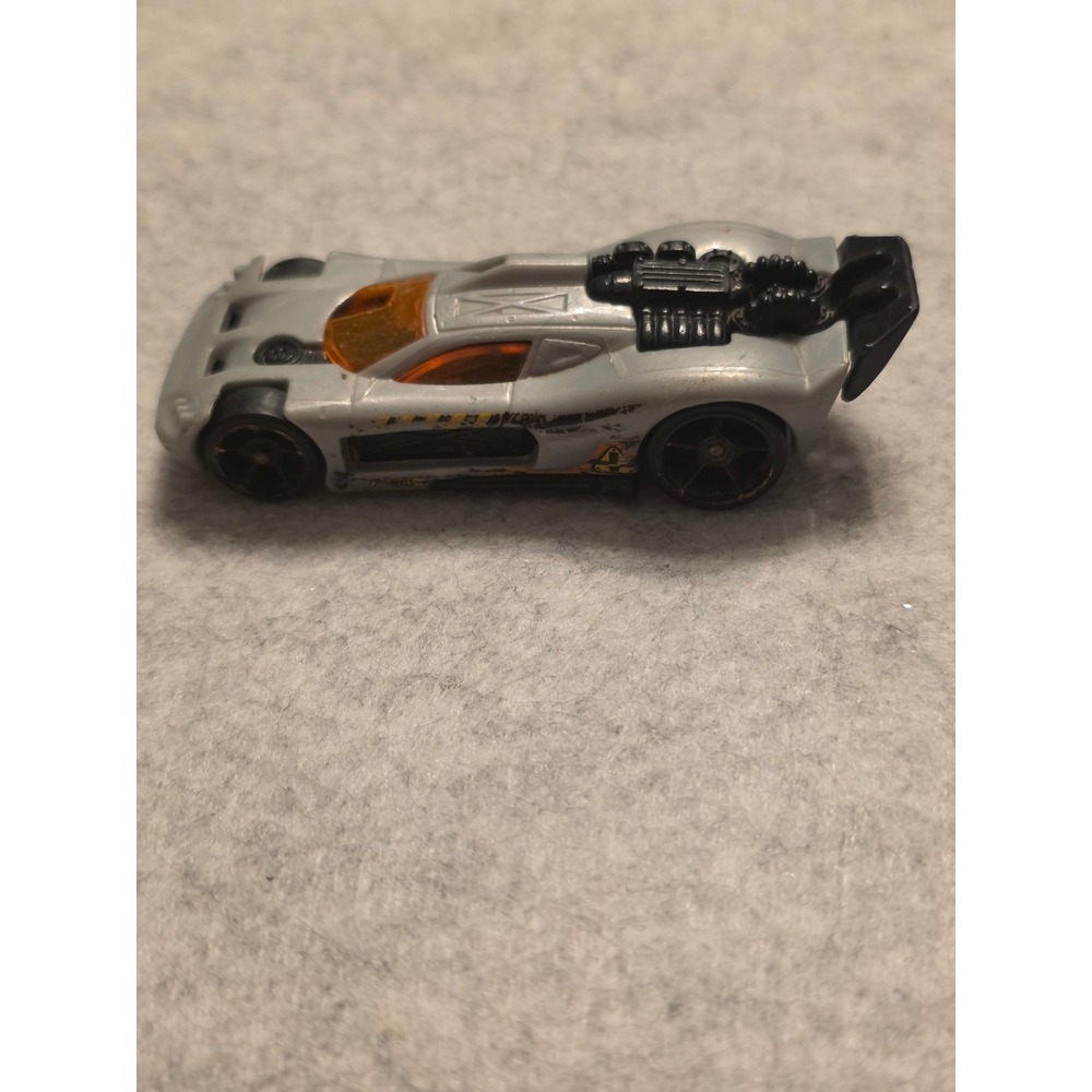 2013? Hot Wheels Acceleracers Spine buster